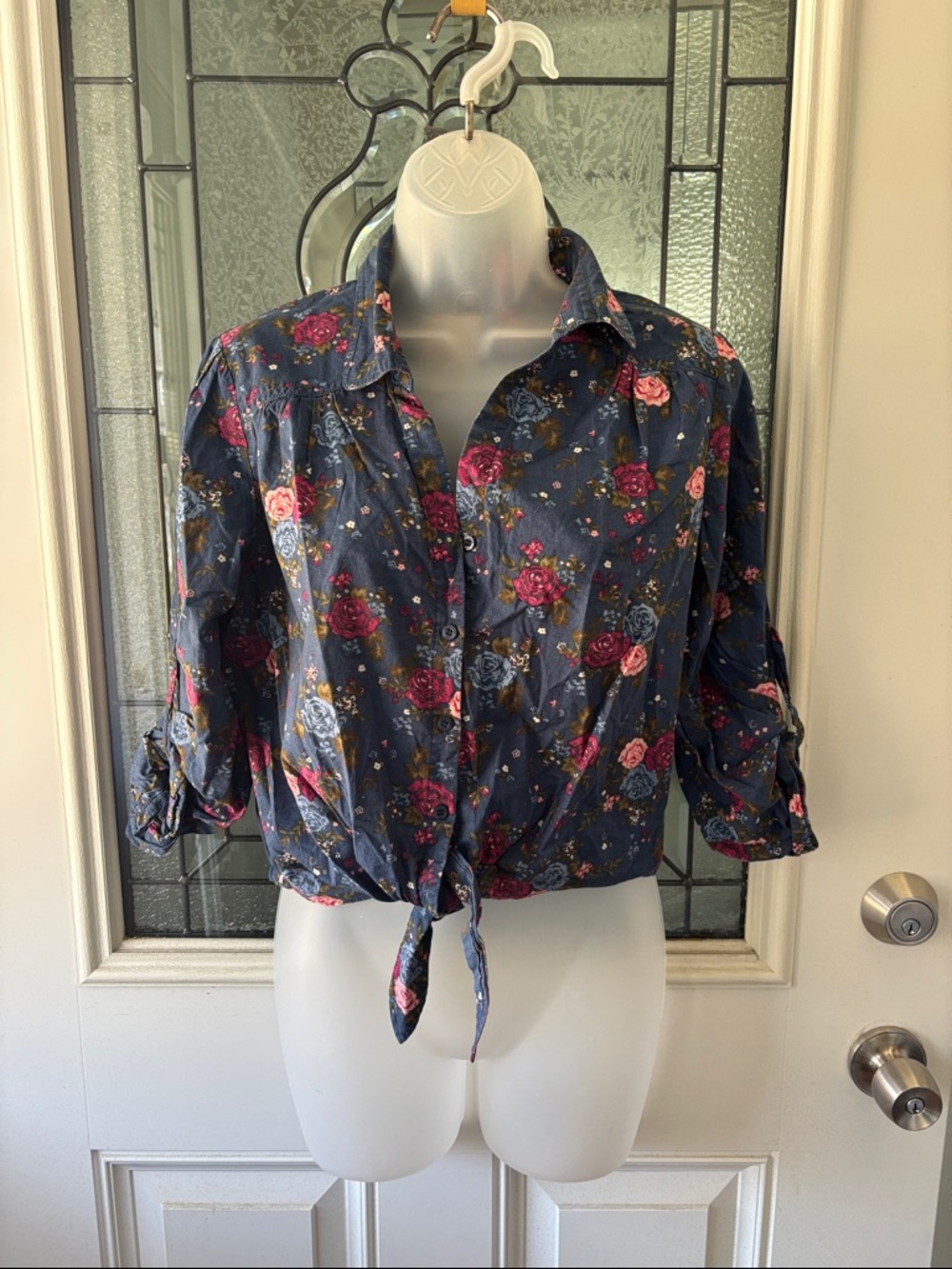 Heritage 1981 Navy Floral Tie-Front Button-Up Blouse